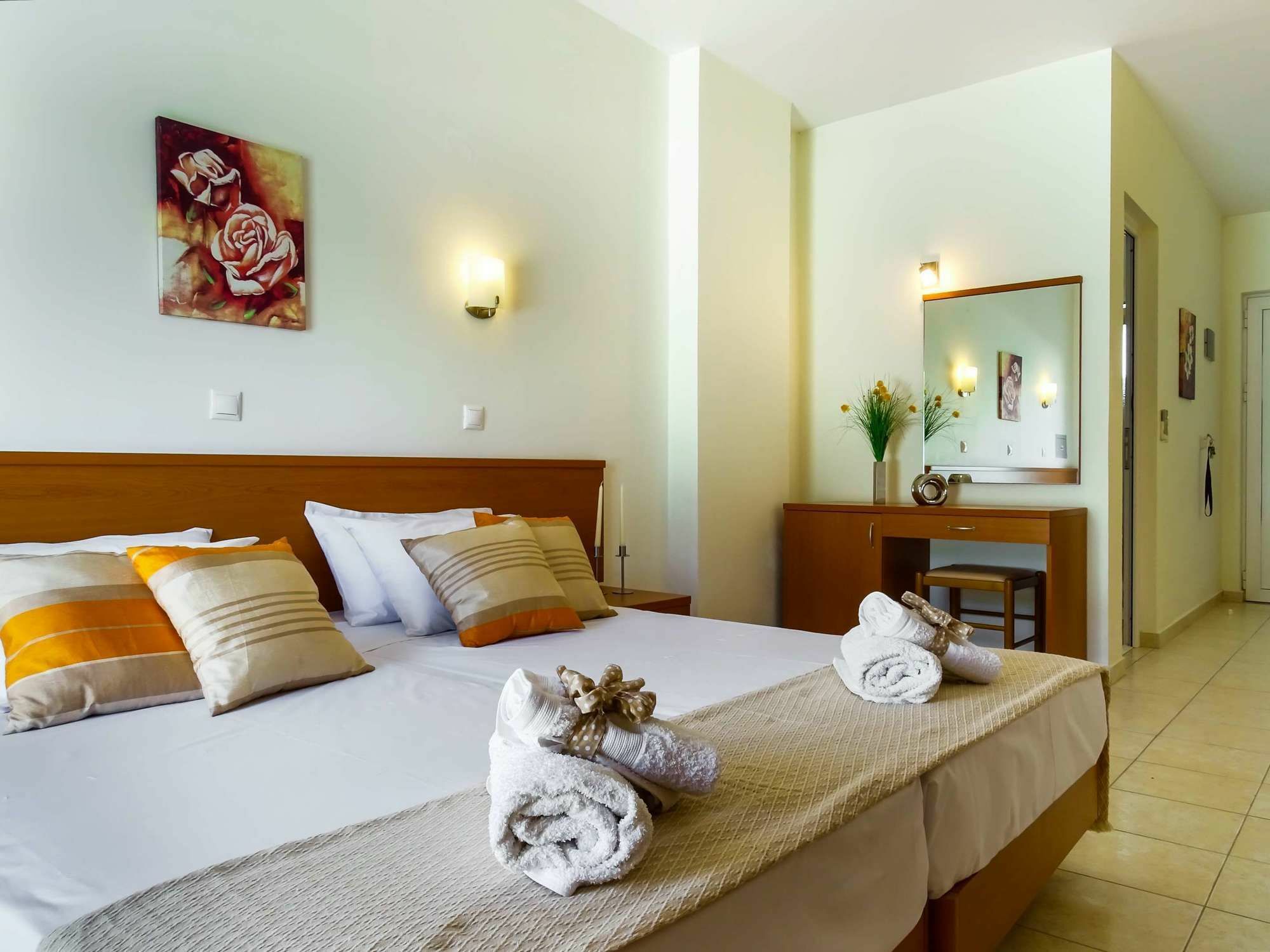 Appartement Tsambikos Apts *