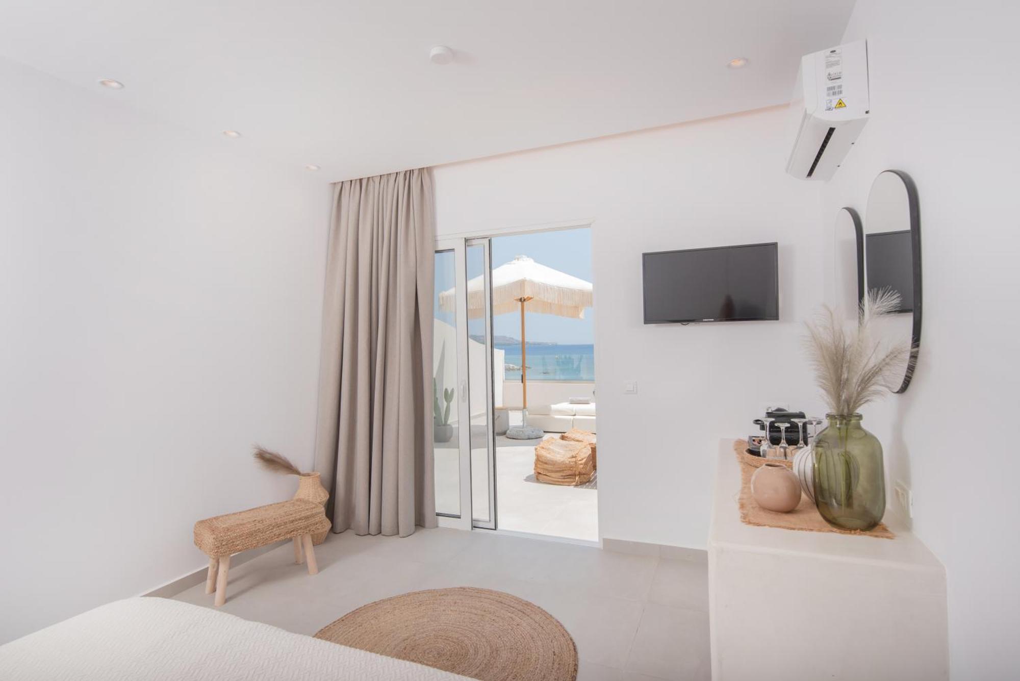 Tsambikos Apts *